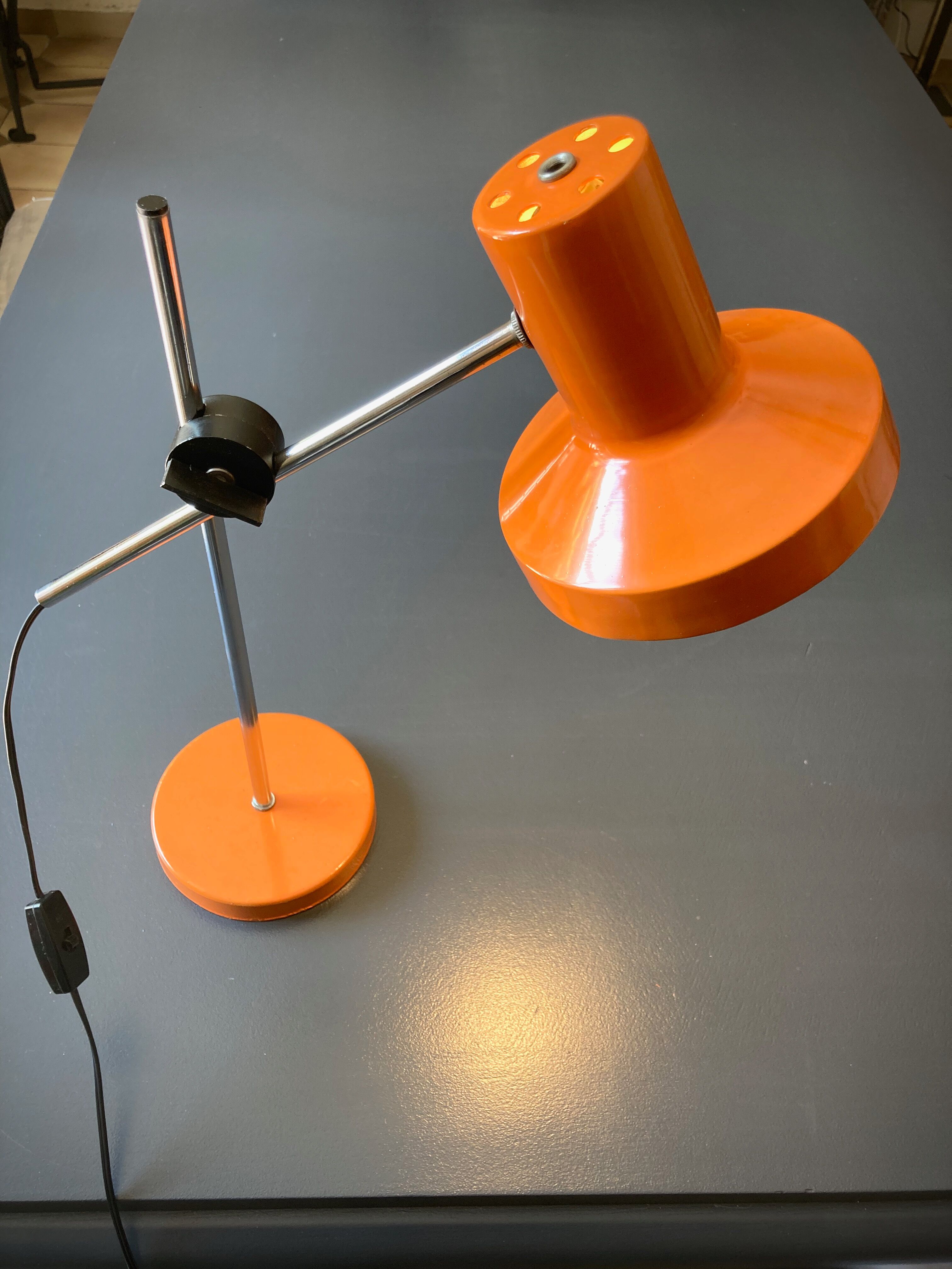 Lampe design avant-gardiste des années 1950