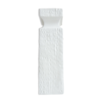 White porcelain vase by Sgrafo Modern