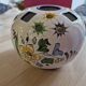 Montagnon flower holder