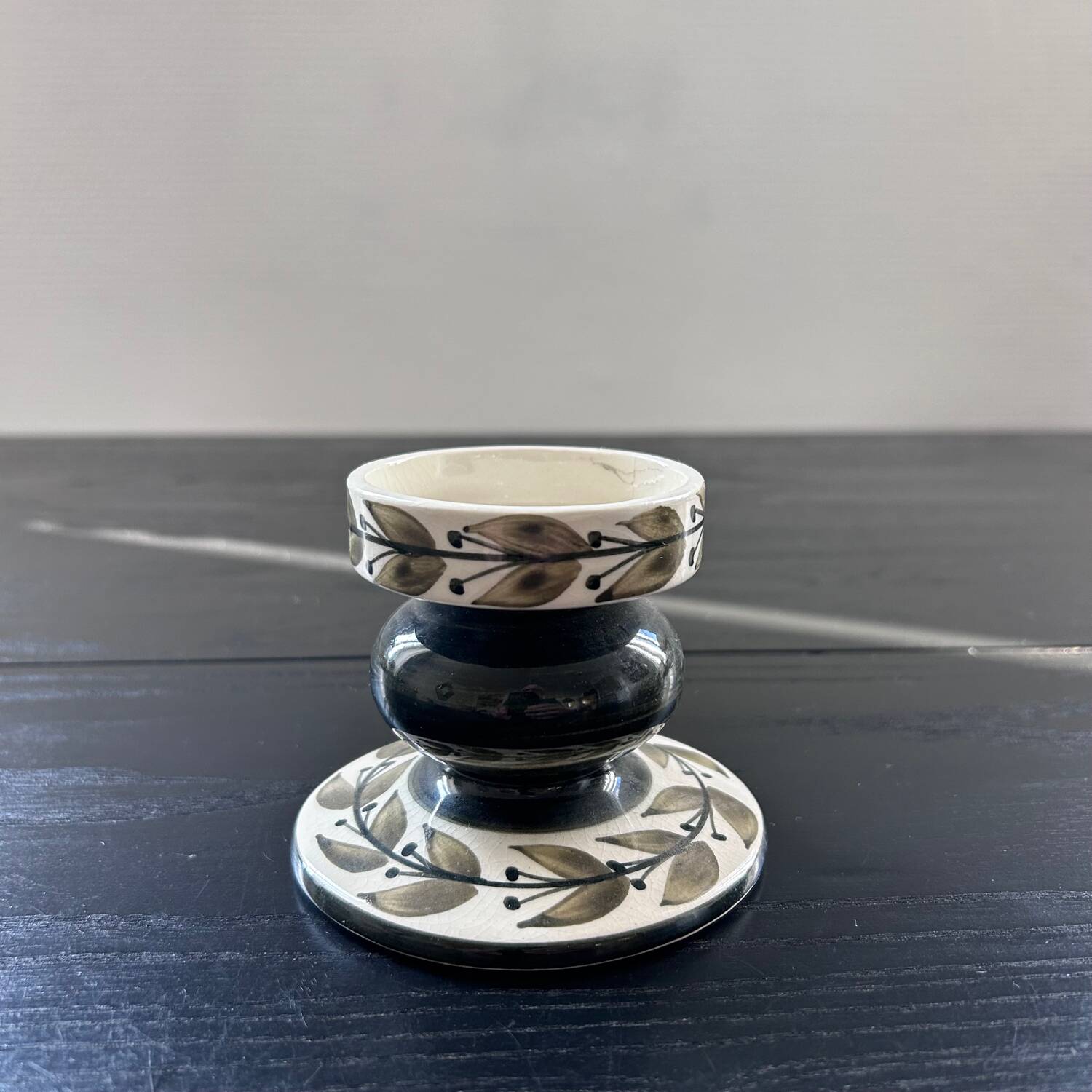 Scandinavian candle holder with plant decoration