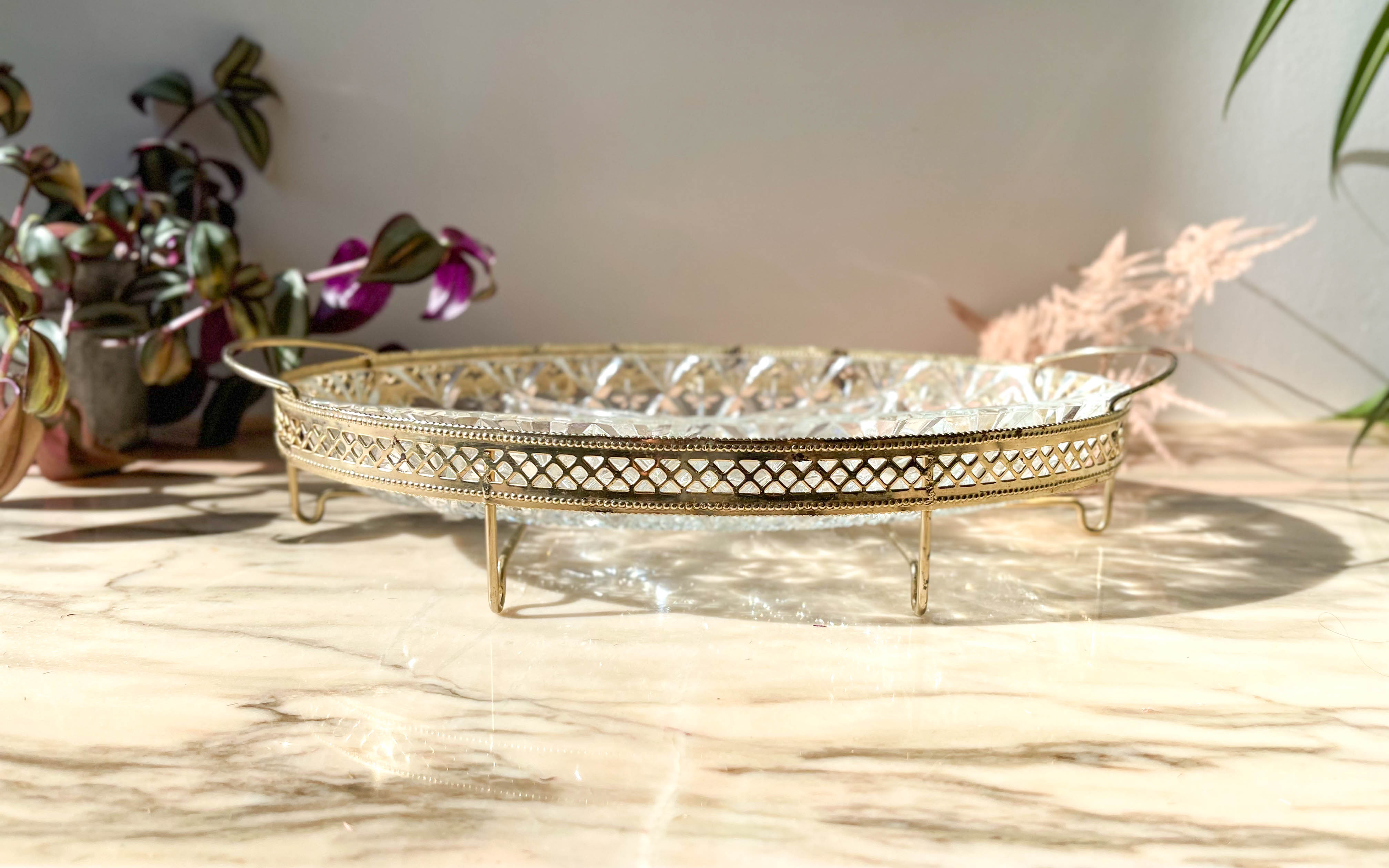 Serviteur apéritif en verre et métal doré vintage