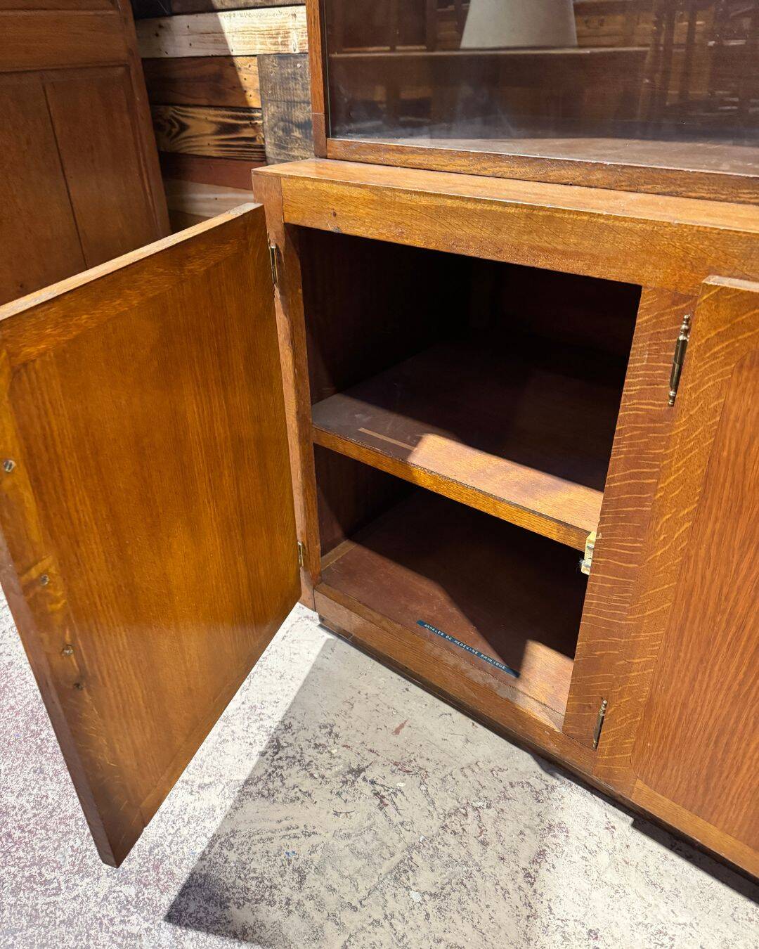 Vintage library