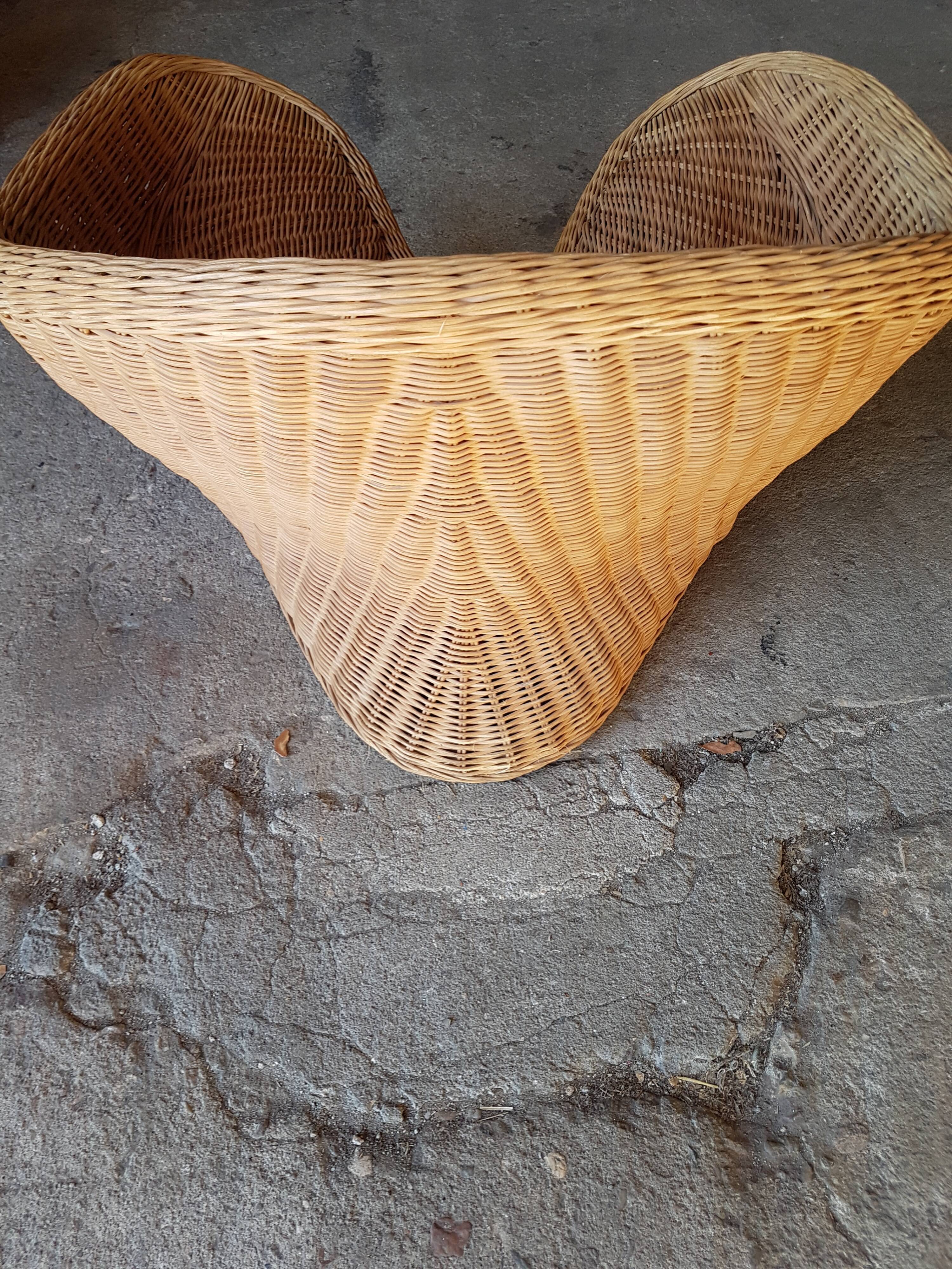 Lotus meditation armchair