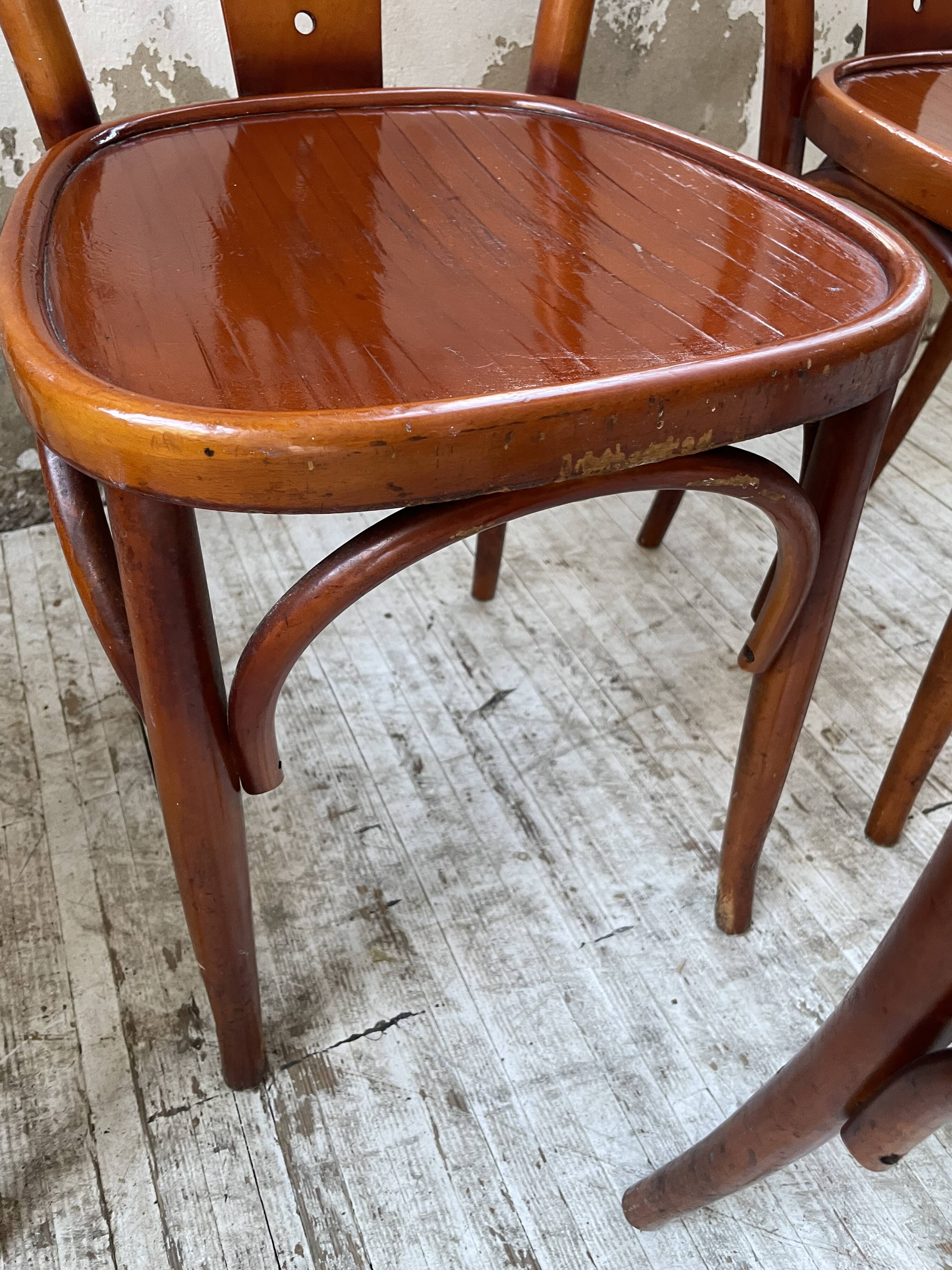 6 bistro chairs