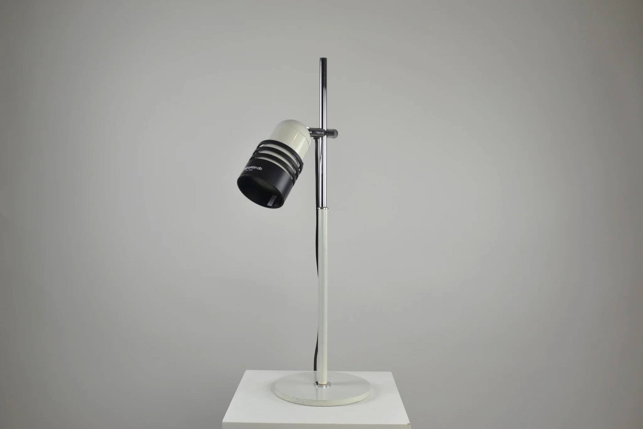 Lampe de table ou de bureau "Minor" par Stig Ahlström et Clas Kock pour Ateljé Lyktan, Suède, 1982