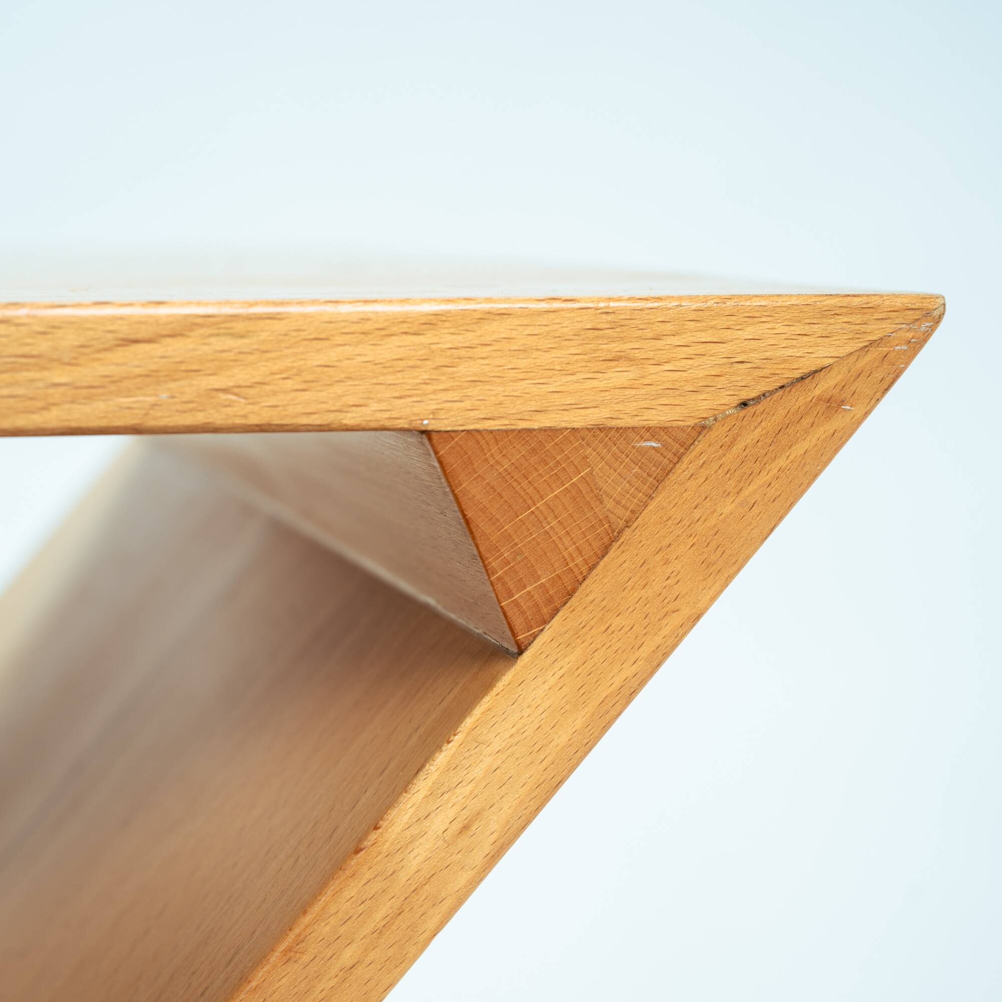 4 Zig Zag Ashwood Modernist Chairs after design Gerrit Rietveld, De Stijl 1930's