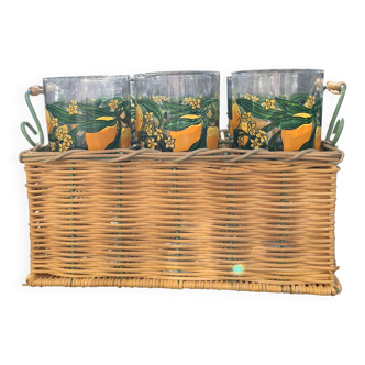 Basket of glasses with lemon pattern