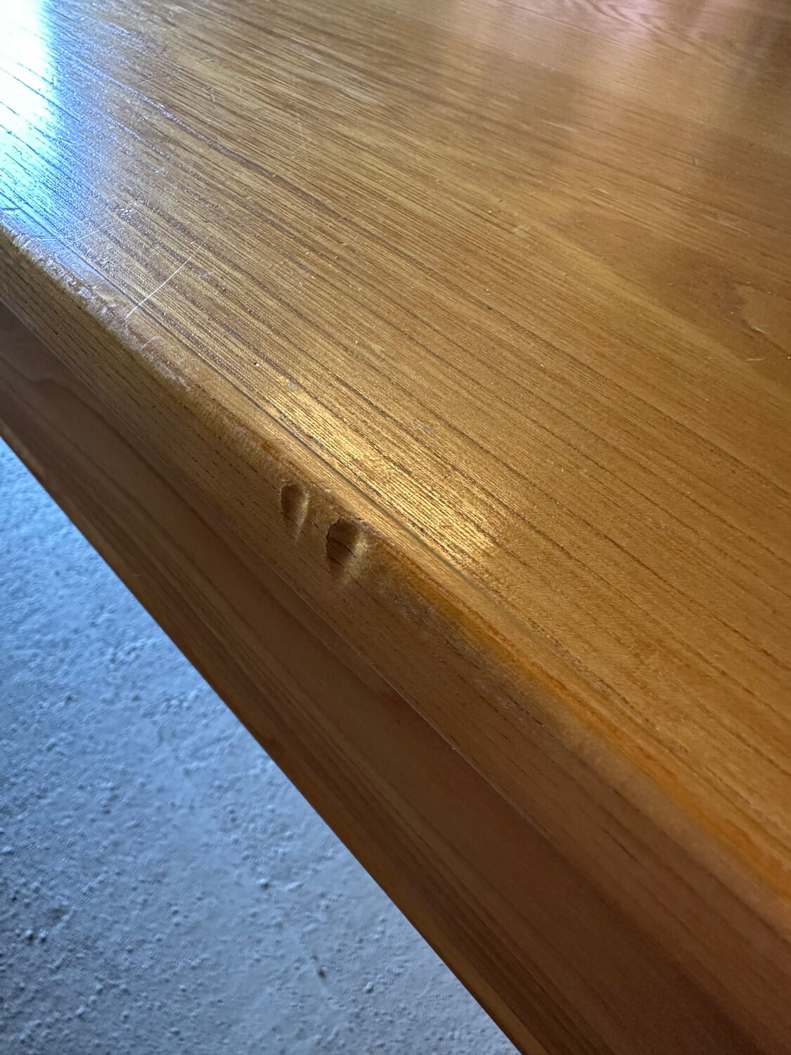 Solid elm dining table - Vintage - 1980