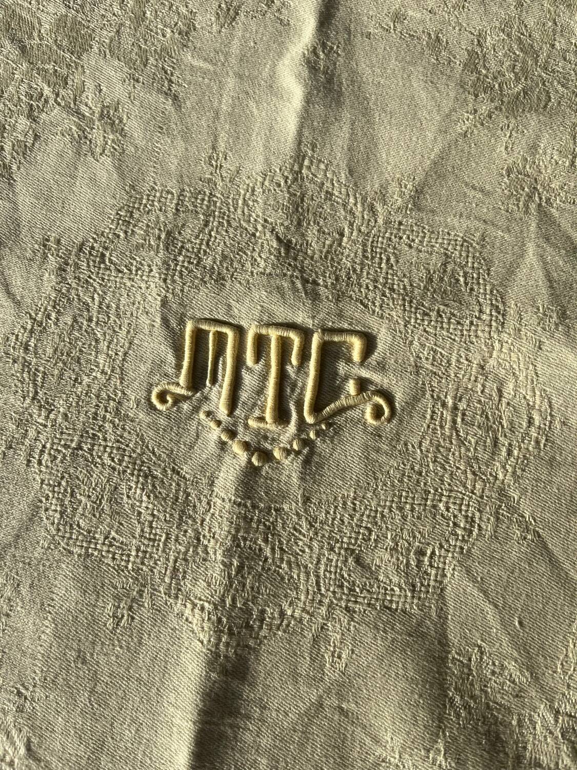 Lot of 6 old monogrammed table napkins