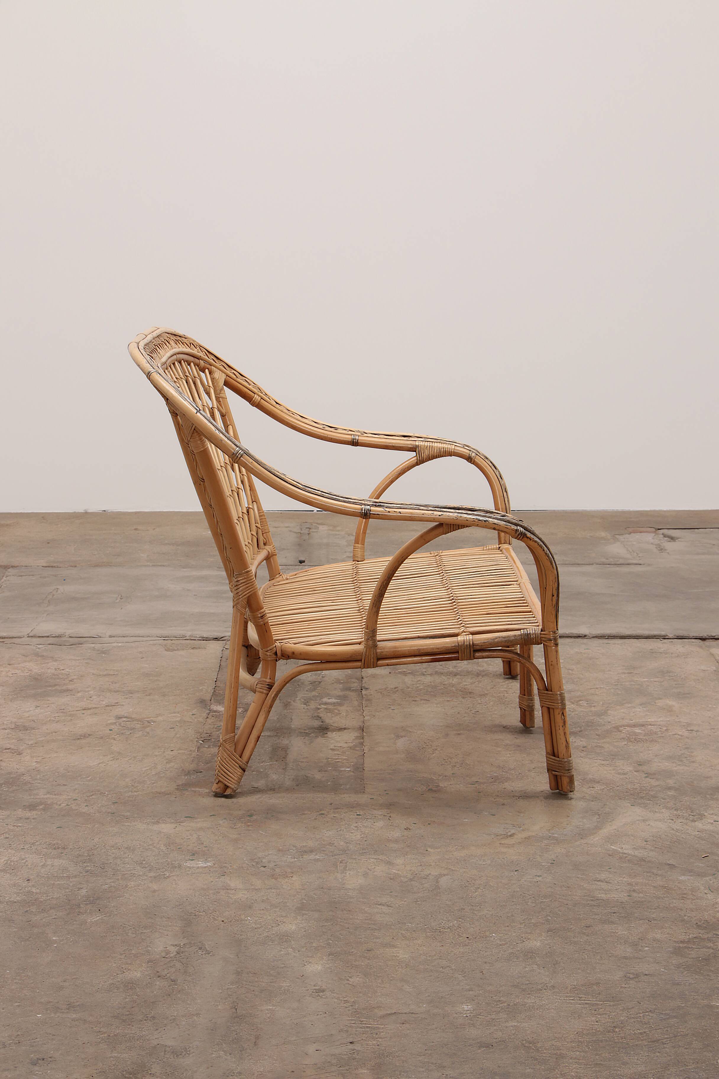 French Bohemian sofa made of bamboo from the 1960s.