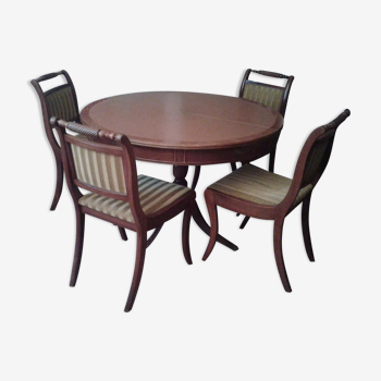 Table de salle à manger et 4 chaises, style anglais