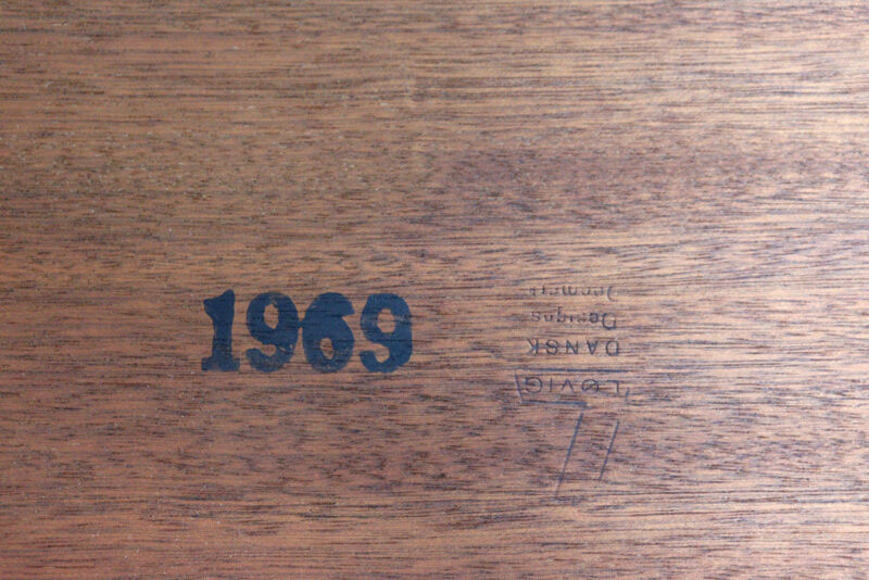 Table basse Peter Løvig Nielsen - design danois - restaurée