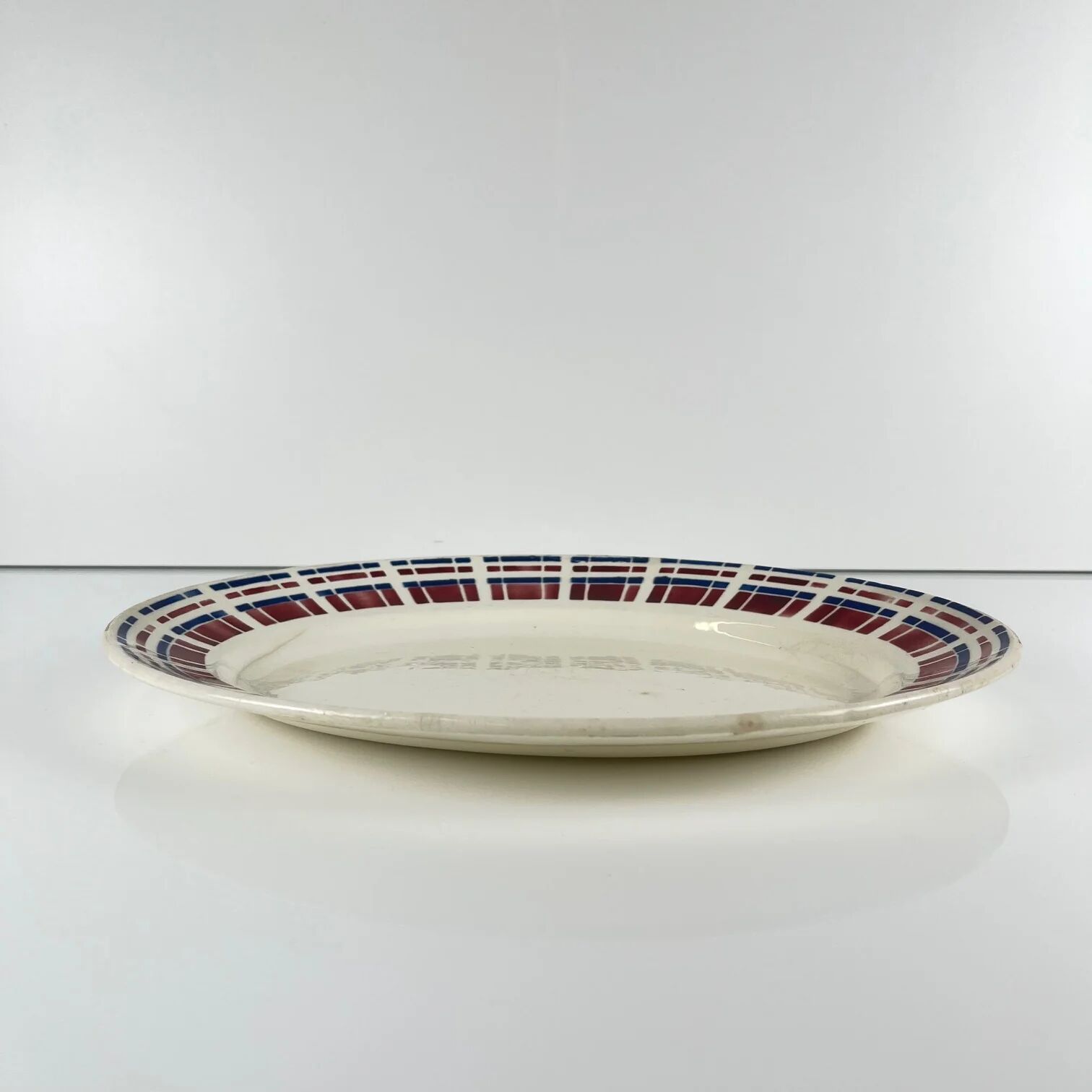 Oval plate Badonviller, "Scottish" model, Art Deco, 1930