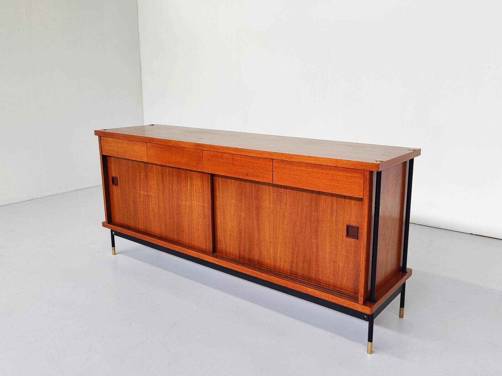 Mid-Century Modern Ico Parisi Sideboard,Double opening, Italy, 1960s