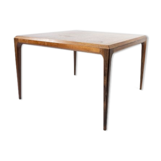 Table basse en palissandre conçue par Johannes Andersen et fabriquée par Silkeborg Furniture