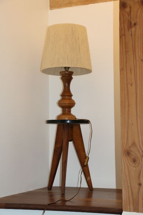 Wood lamp with rope shade 640mm
