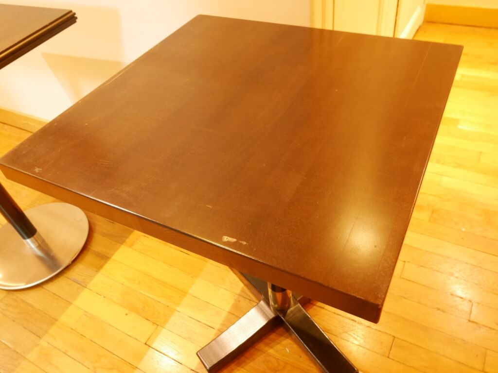 Restaurant table in solid beech central column with polished brass ring