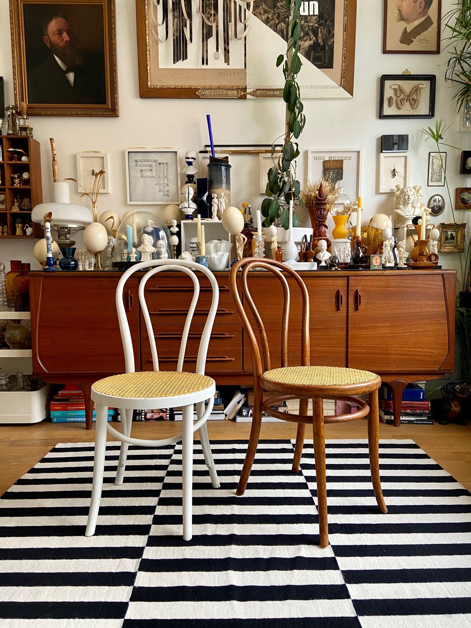 Thonet chair No.218 in beech and canning 30'