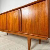 1960s Vintage Timeless Scandinavian Danish Design Teak Sideboard