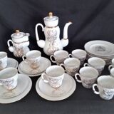 Lomonosov 29-piece porcelain coffee set, cast patterns enhanced with 24k gold