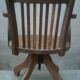 American office swivel and adjustable in height Chair
