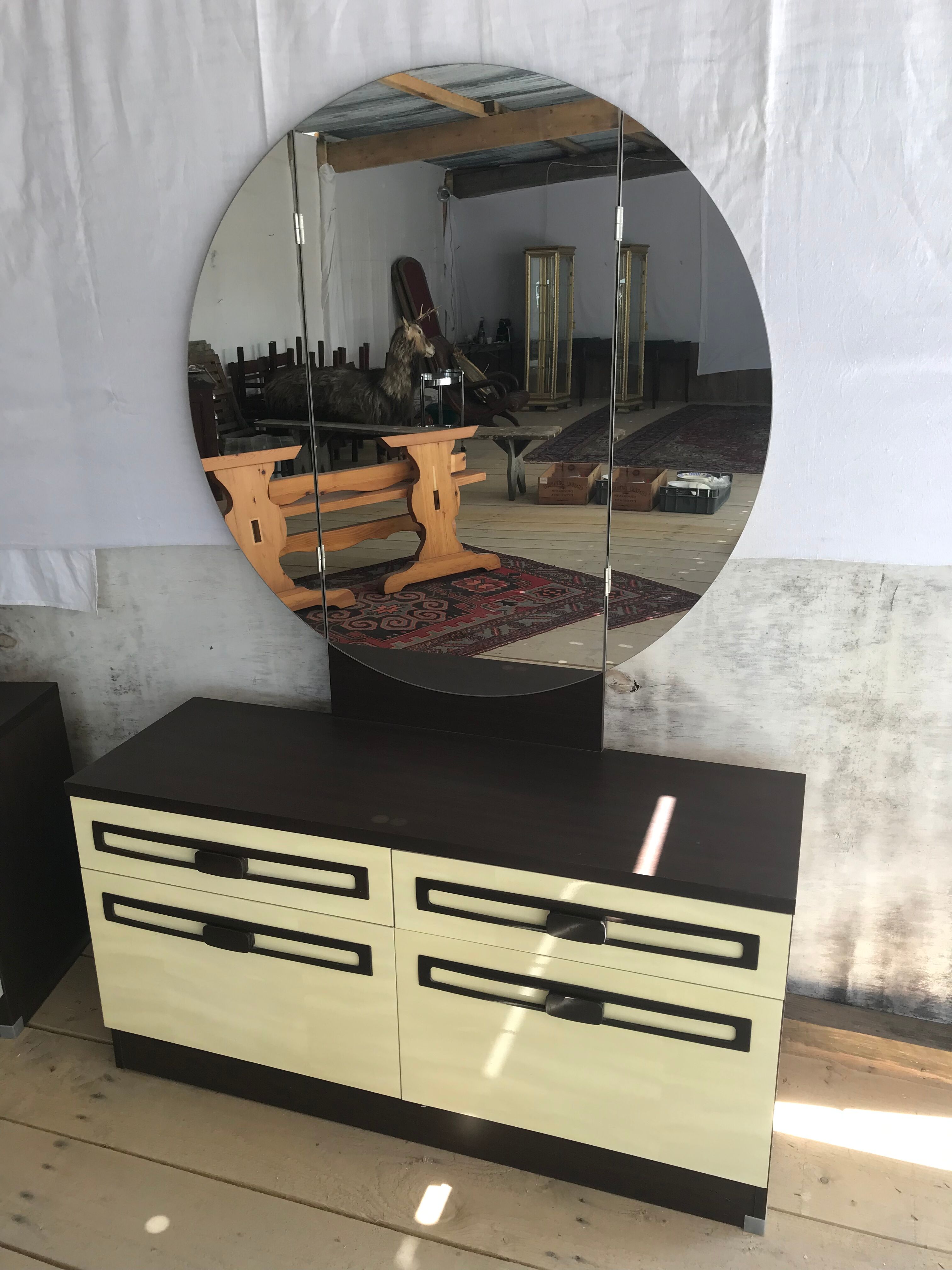Vintage dressing table