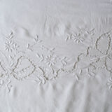 Drap ancien en lin broderie et monogramme