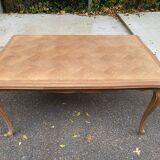 Louis XV extendable dining table, 20th century, renovated in solid oak, 245cm