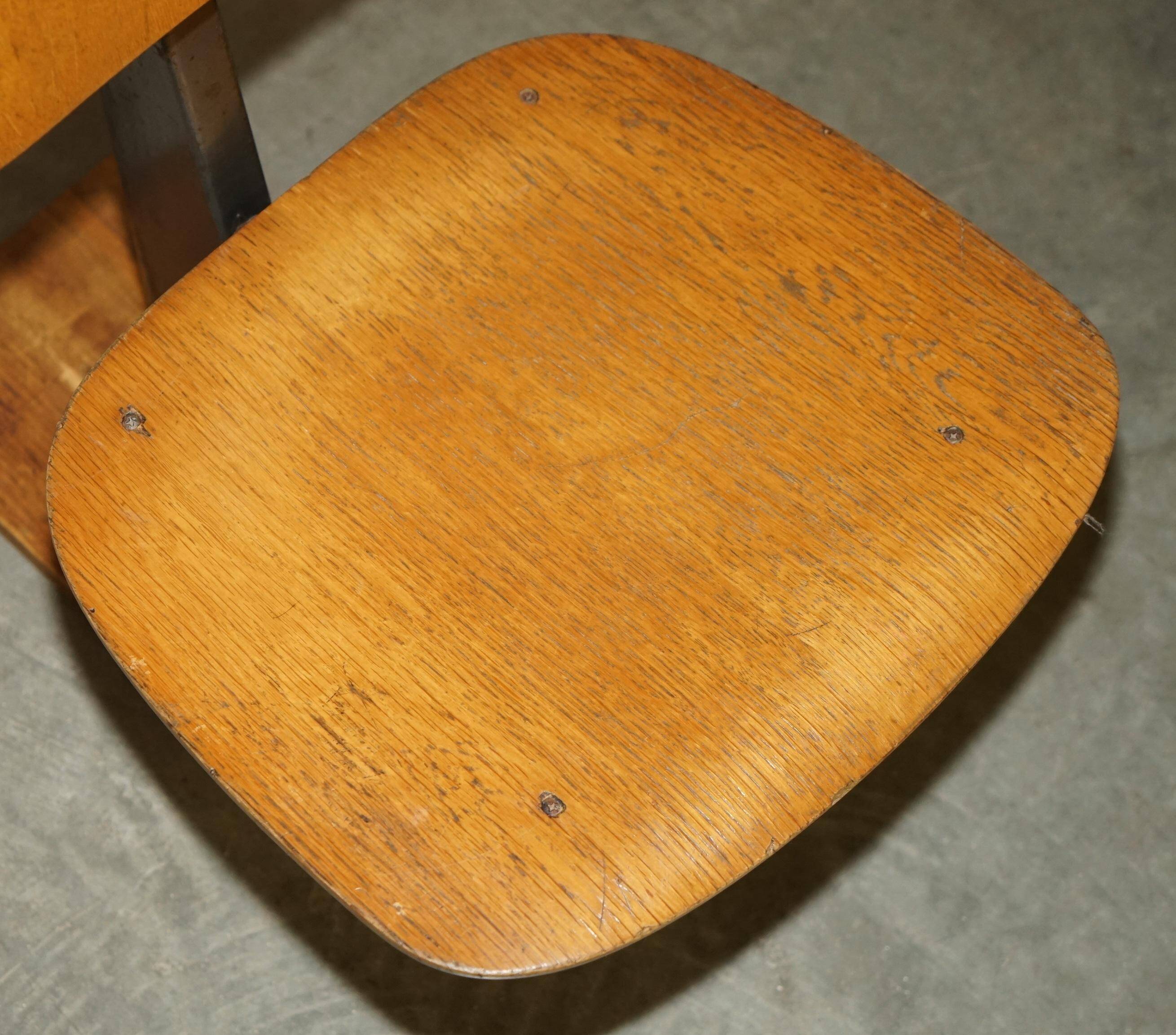 Six sièges de stade pliants vintage mid-century modern avec nouvelles bases