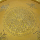 Plateau asiatique ( Laos ou Chine ) en bronze doré. Diamètre : 52,5 cm