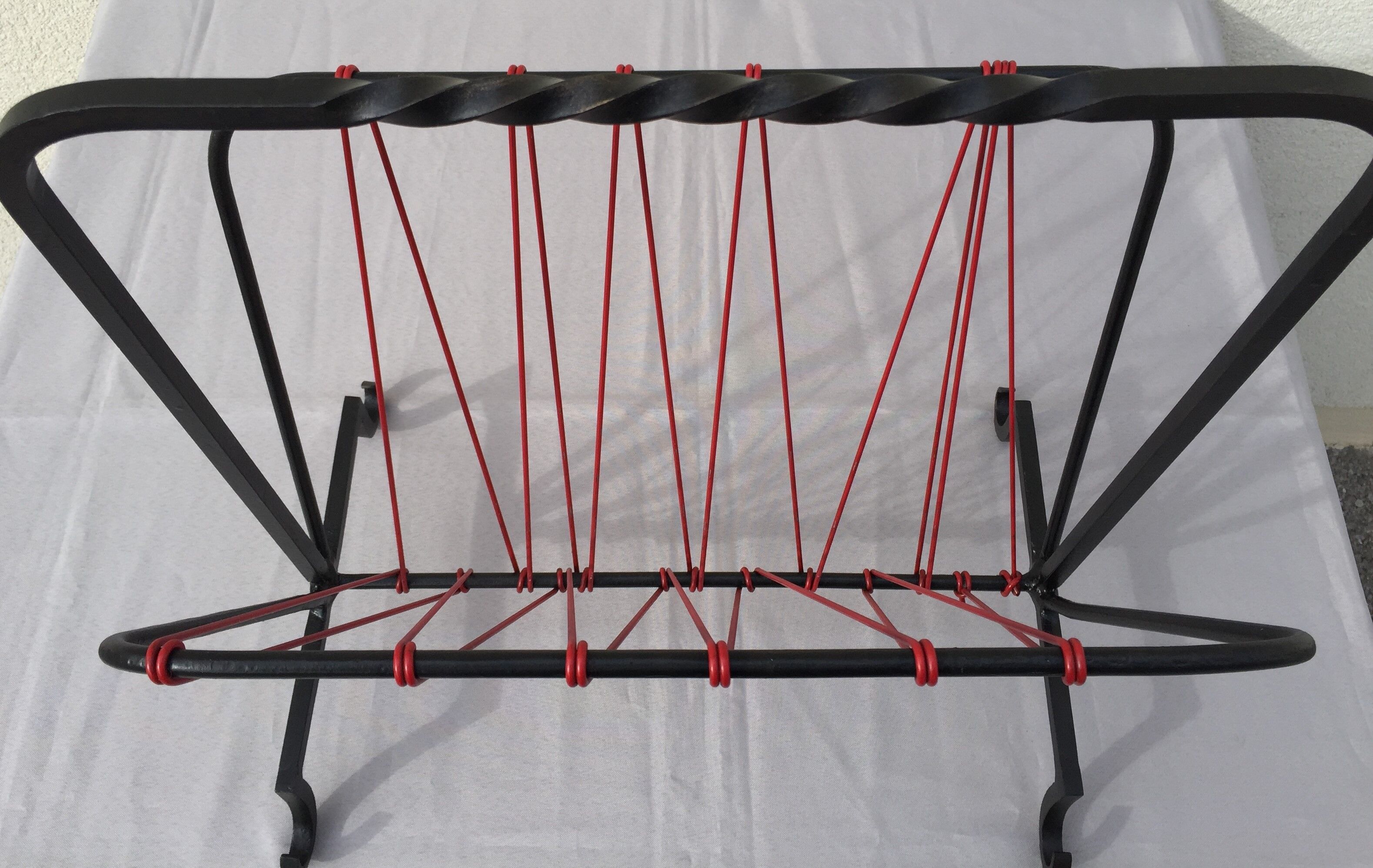 OLD MAGAZINE HOLDER VINTAGE BOOKS 50/70' WROUGHT IRON SCOUBIDOU