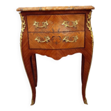 Small chest of drawers