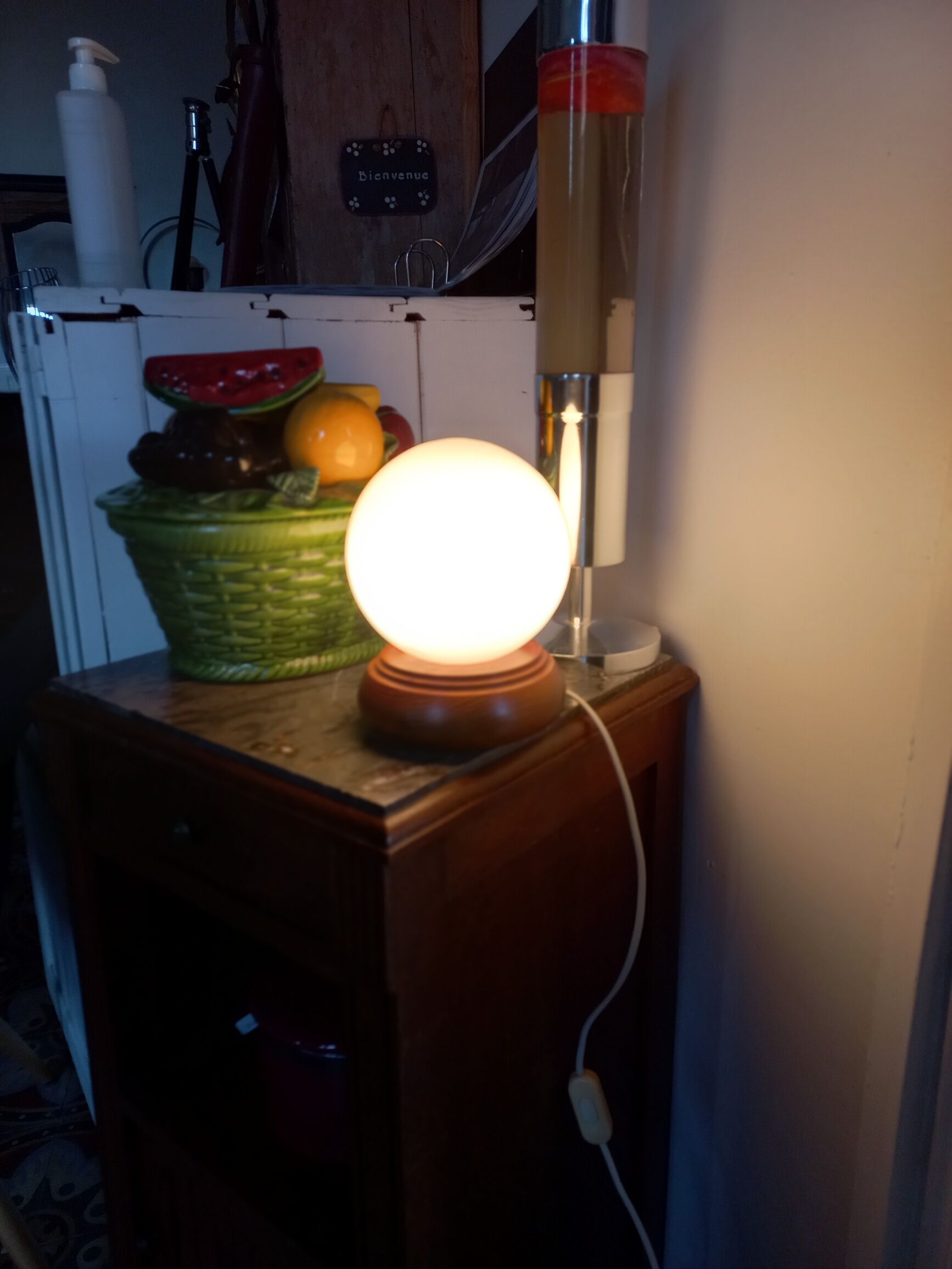 Vintage white globe ball lamp 1980