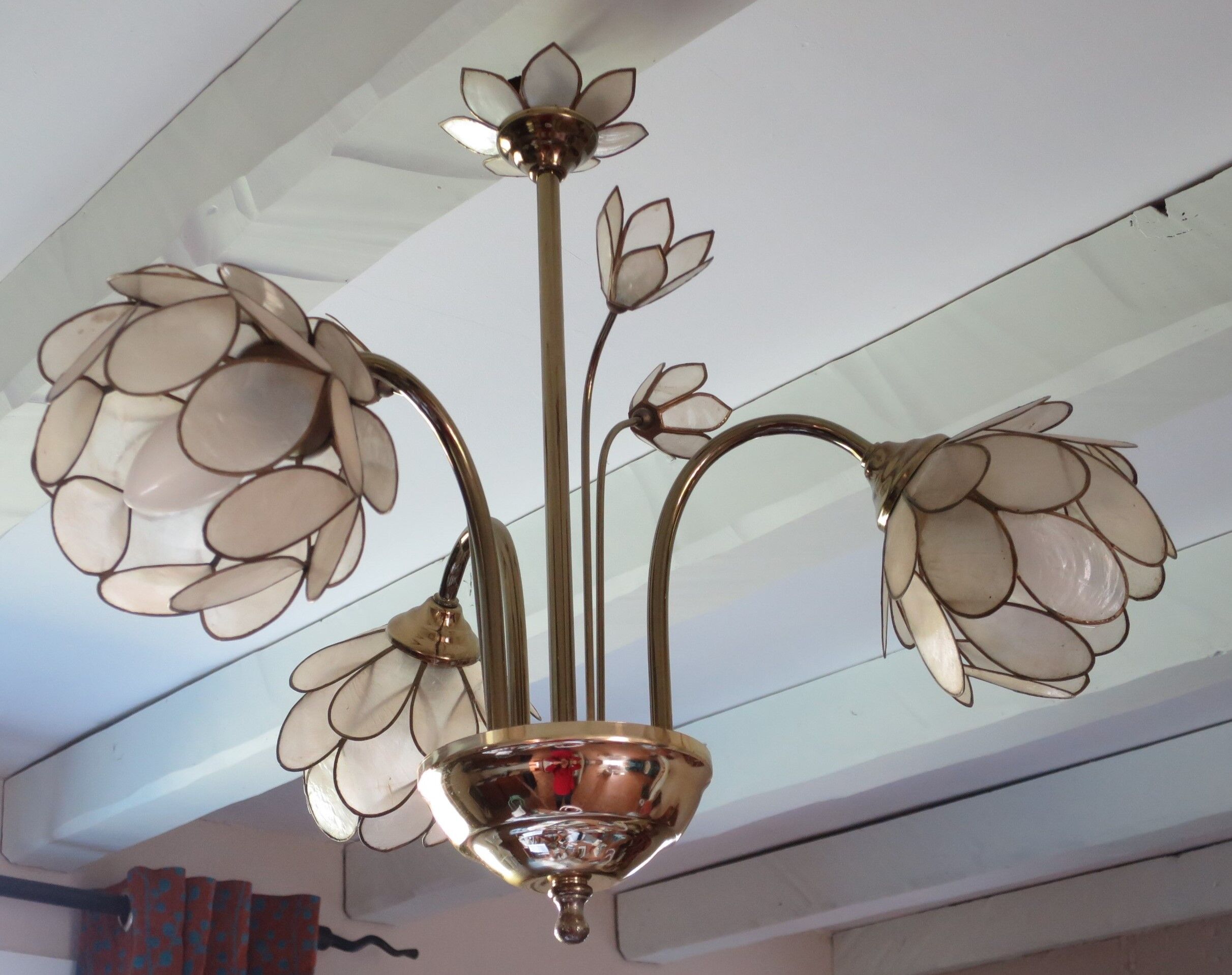 Chandelier brass mother-of-pearl capiz flowers
