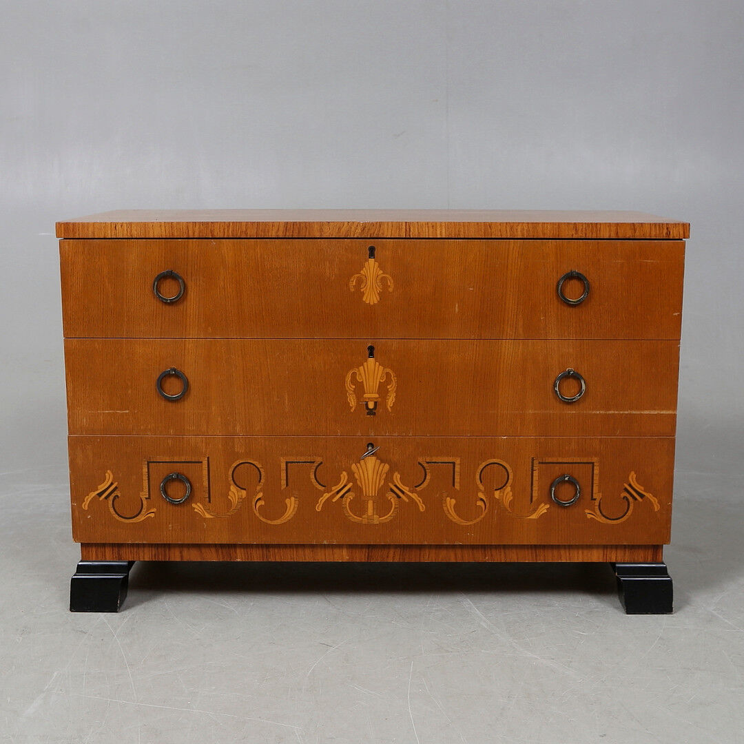 Swedish chest of drawers from the 1930s/40s