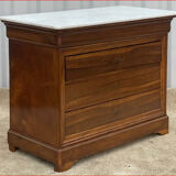 Walnut chest of drawers