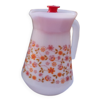 Arcopal decanter