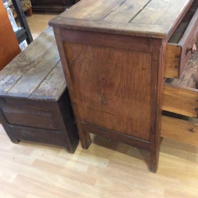 Chest of drawers 3 drawers old