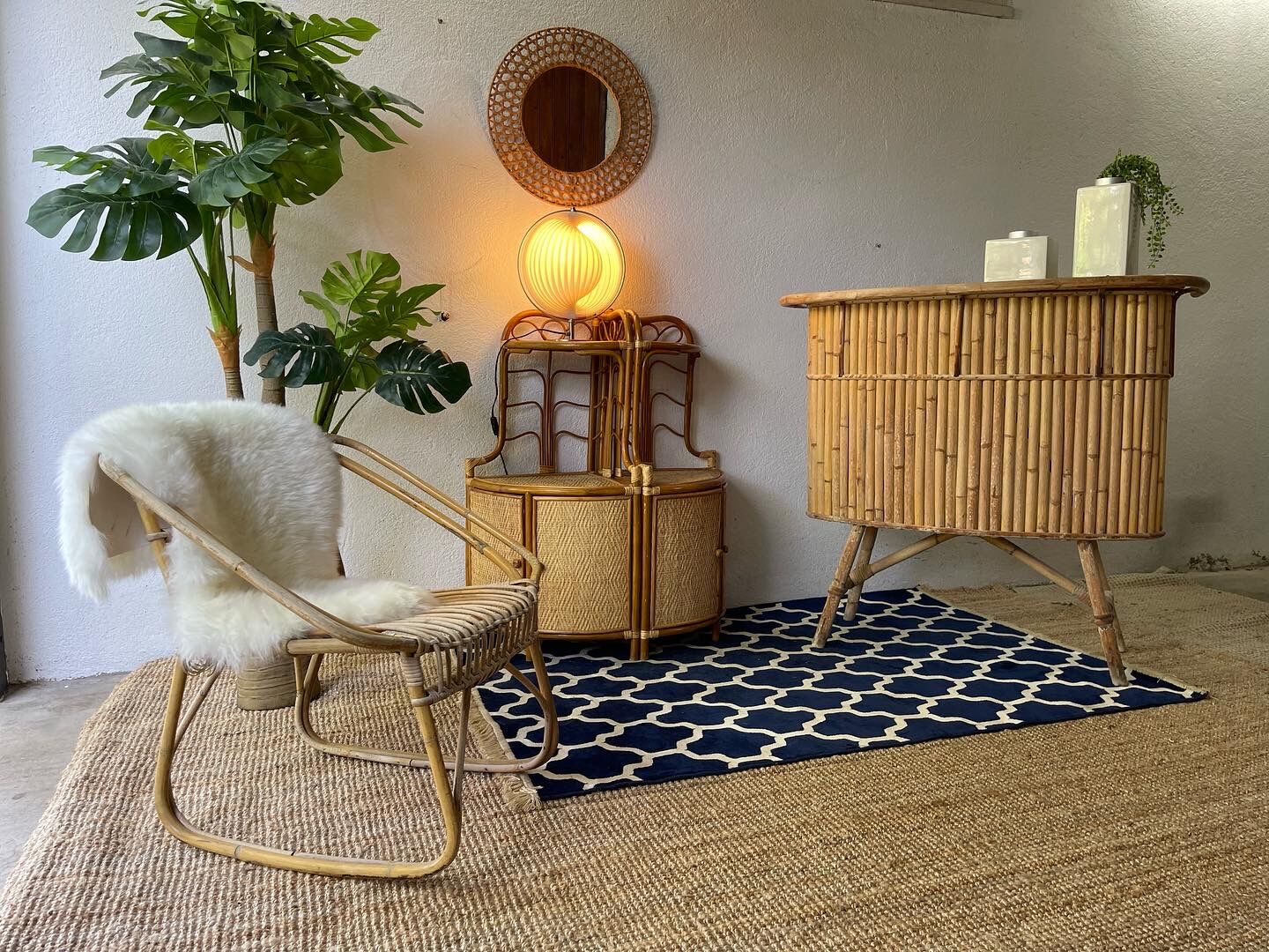 Two Vintage rattan corner notches/shelves