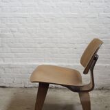 LCW lounge chair in Ash, Charles & Ray Eames, Early Herman Miller