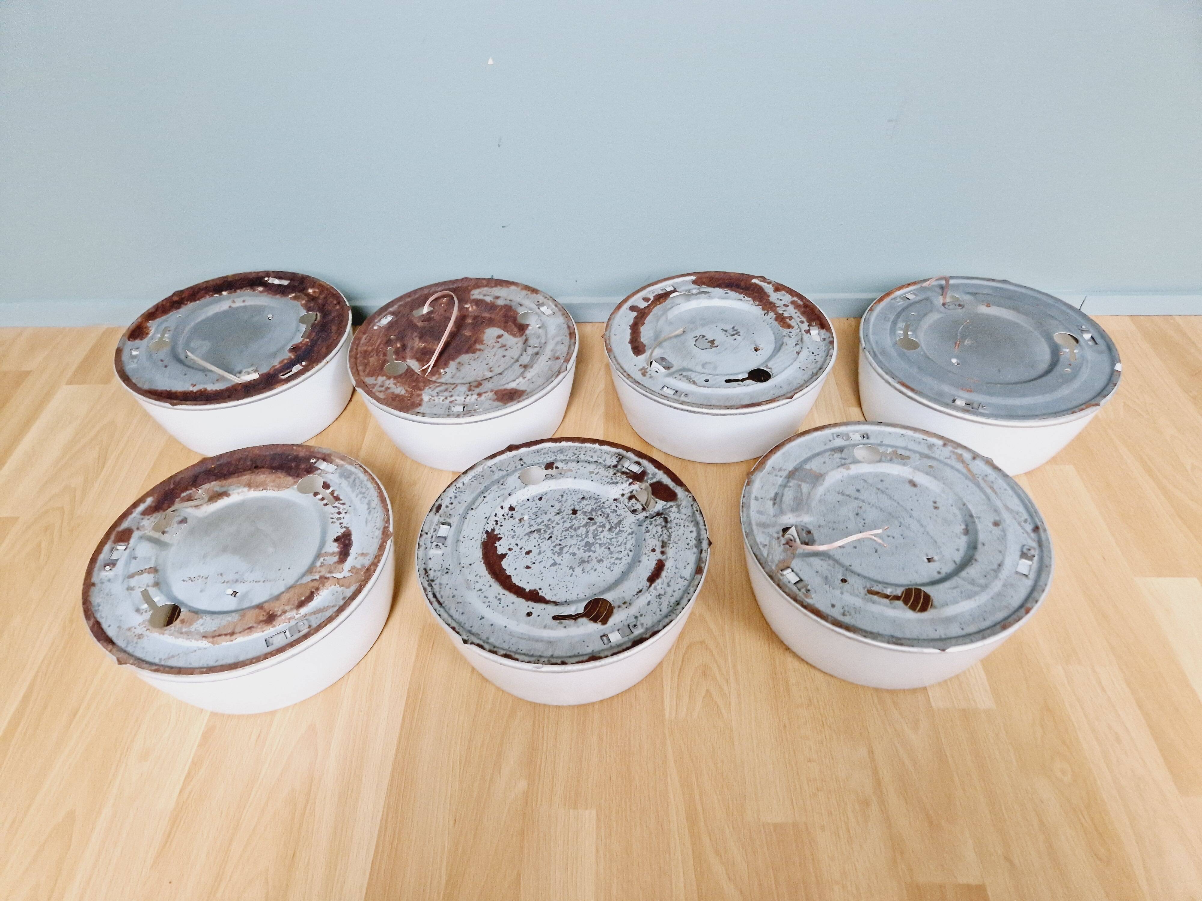 Plafonnier industriel Holophane en verre opaline blanc et transparent (7 disponibles)