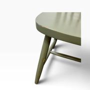 Ensemble de 2 chaises de salle à manger vintage vert olive à fuseaux