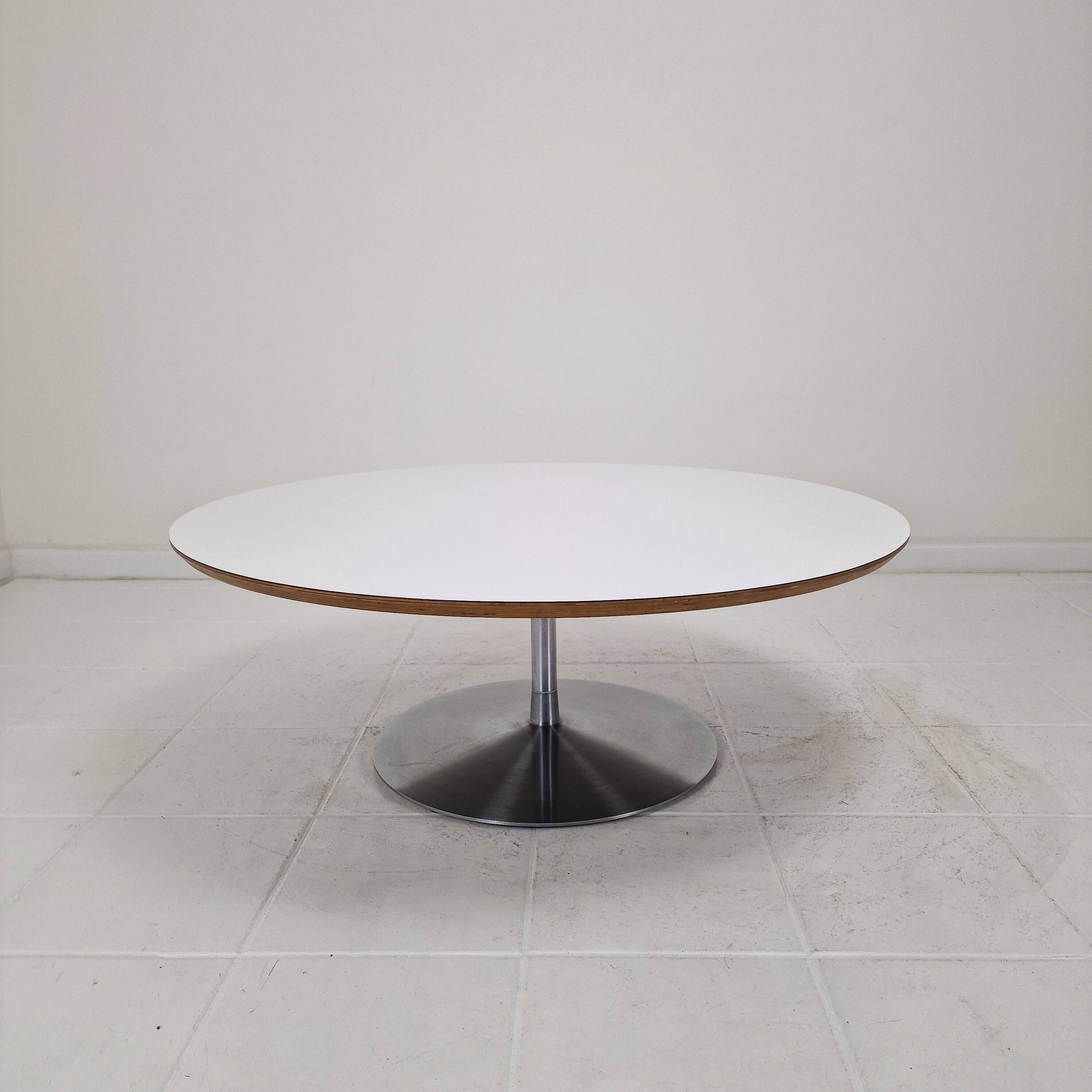 "Circle" Coffee Table by Pierre Paulin for Artifort, 1960s