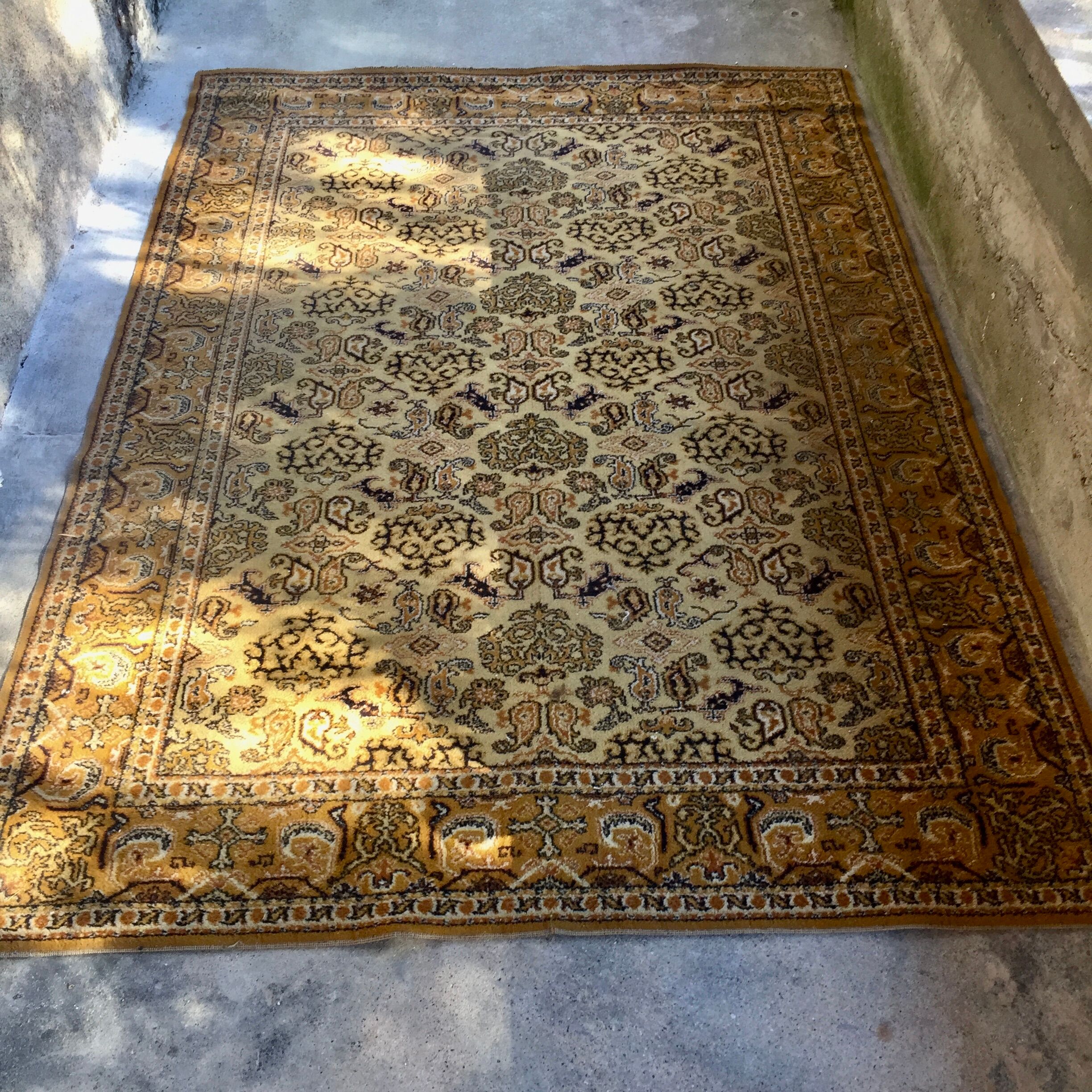 Wool carpet