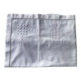 Embroidered pillowcase MC daytime relief pellets Métis scale