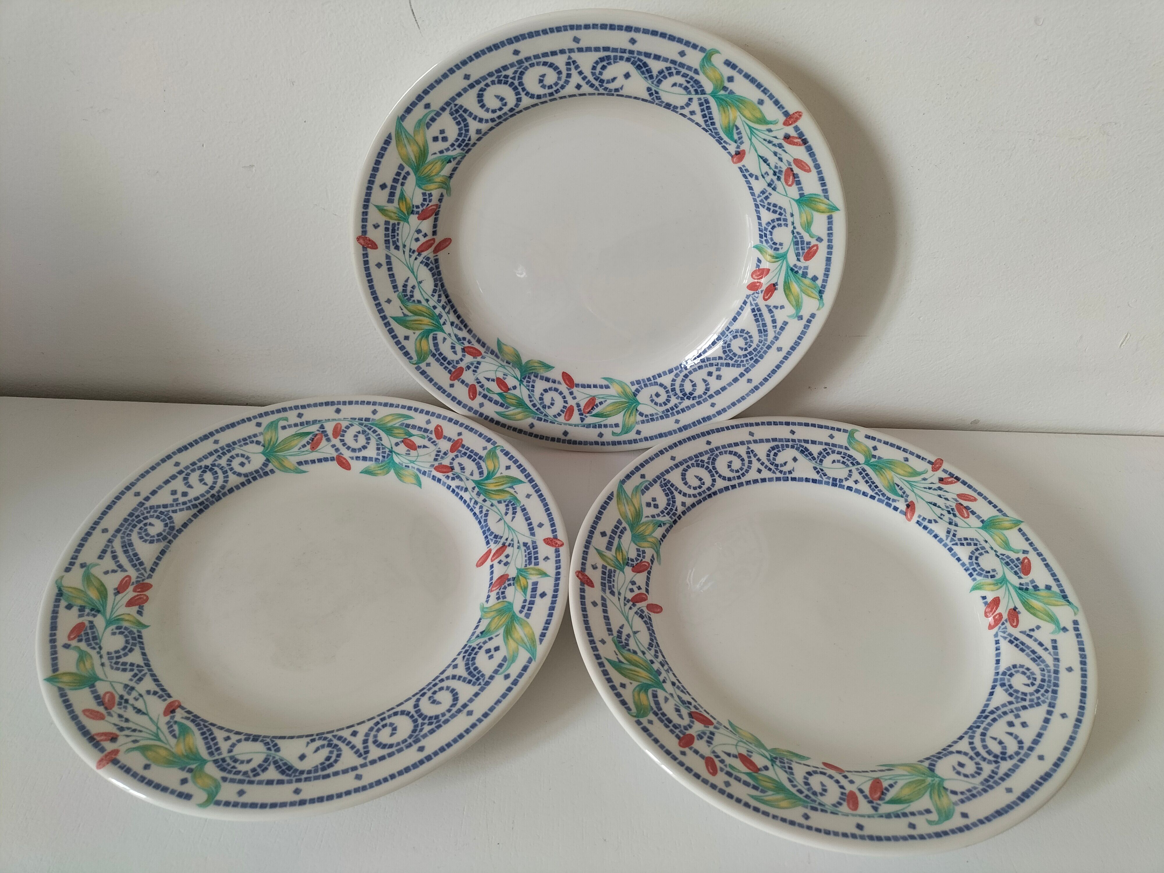3 plates Churchill England mosaic and floral design