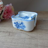 Small ceramic ashtrays, stackable