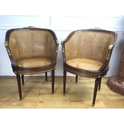 Pair of mahogany chairs