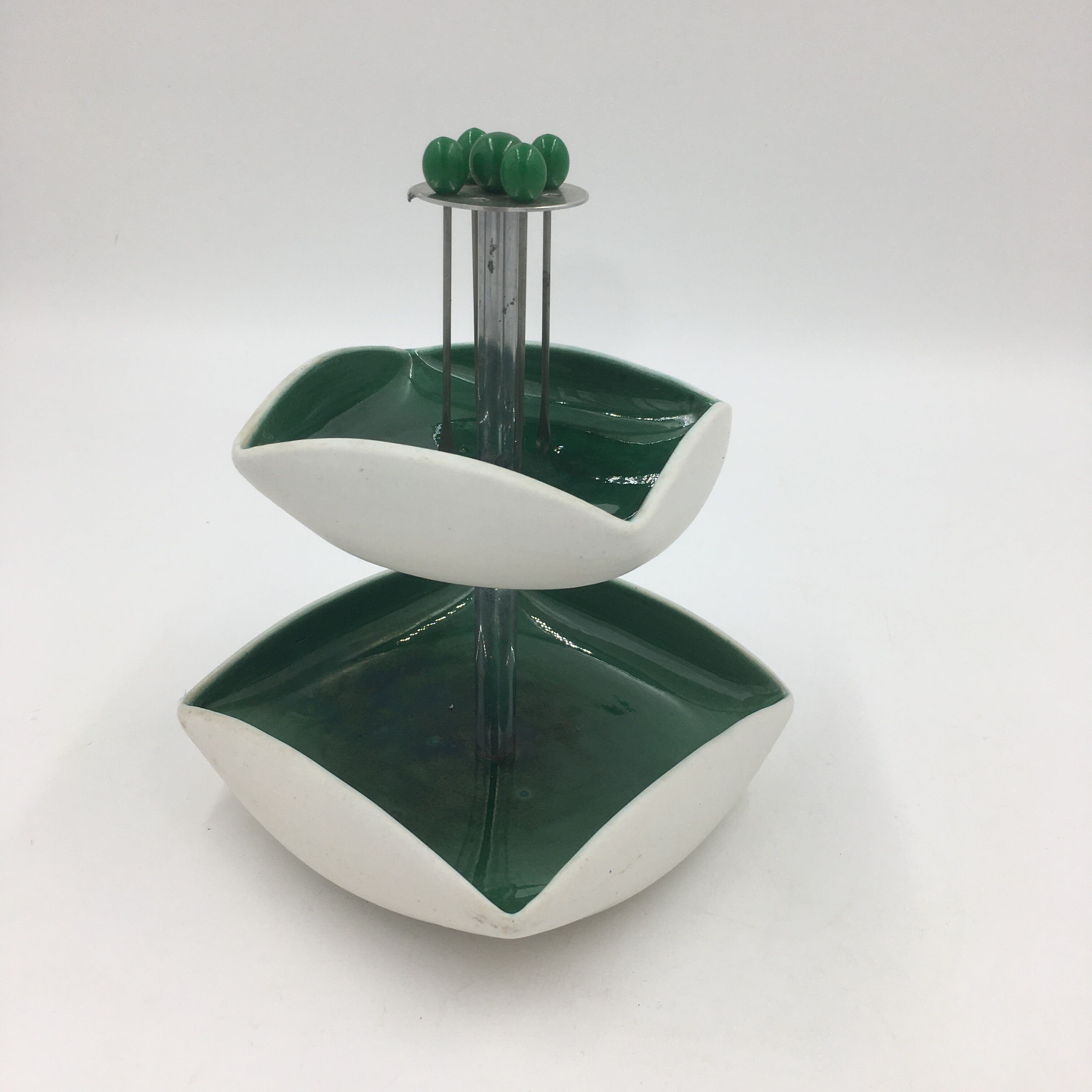 Servant, Gado aperitif dish