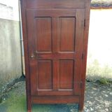 Hosiery cabinet